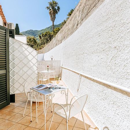 Hotel Villa D'Orta Ischia Ngoại thất bức ảnh